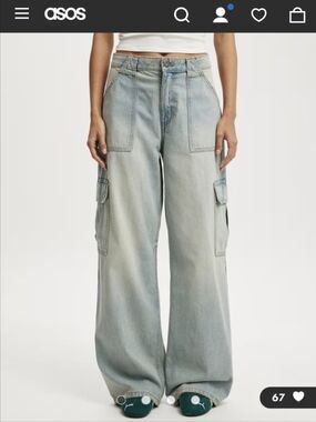 Cotton On Relaxed Light Blue Cargo Jeans Size 6 / 28